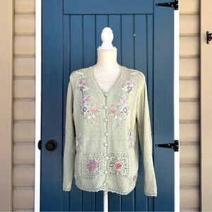 Vintage Emerald Cardigan with Floral Embroidery - Light Green and Pink Women’s S